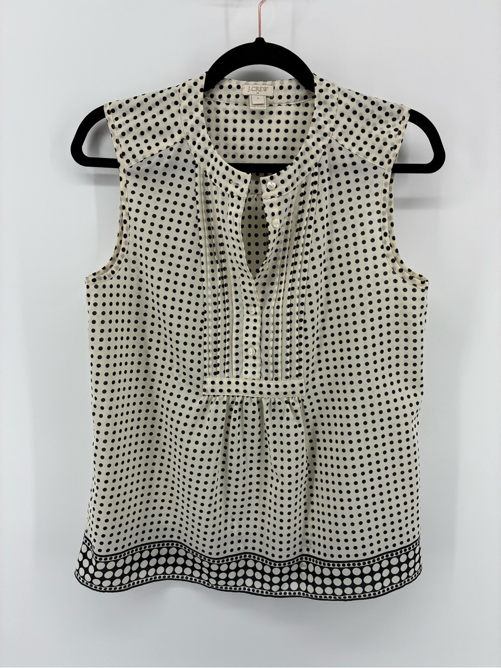 J. Crew Sleeveless Polka Dot Pintuck Blouse in Ivory/Black